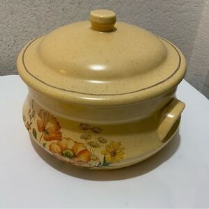 Treasure Craft Casserole With Lid Yellow Speckled Orange Poppies 2 Qt